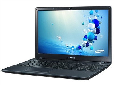 三星270E5J-X03 曜月黑設計，獨顯性能的入門級筆記本