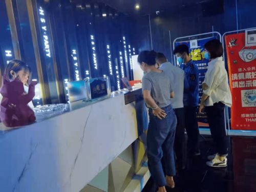 感謝有你 這個中秋假日里，都江堰最美的風(fēng)景